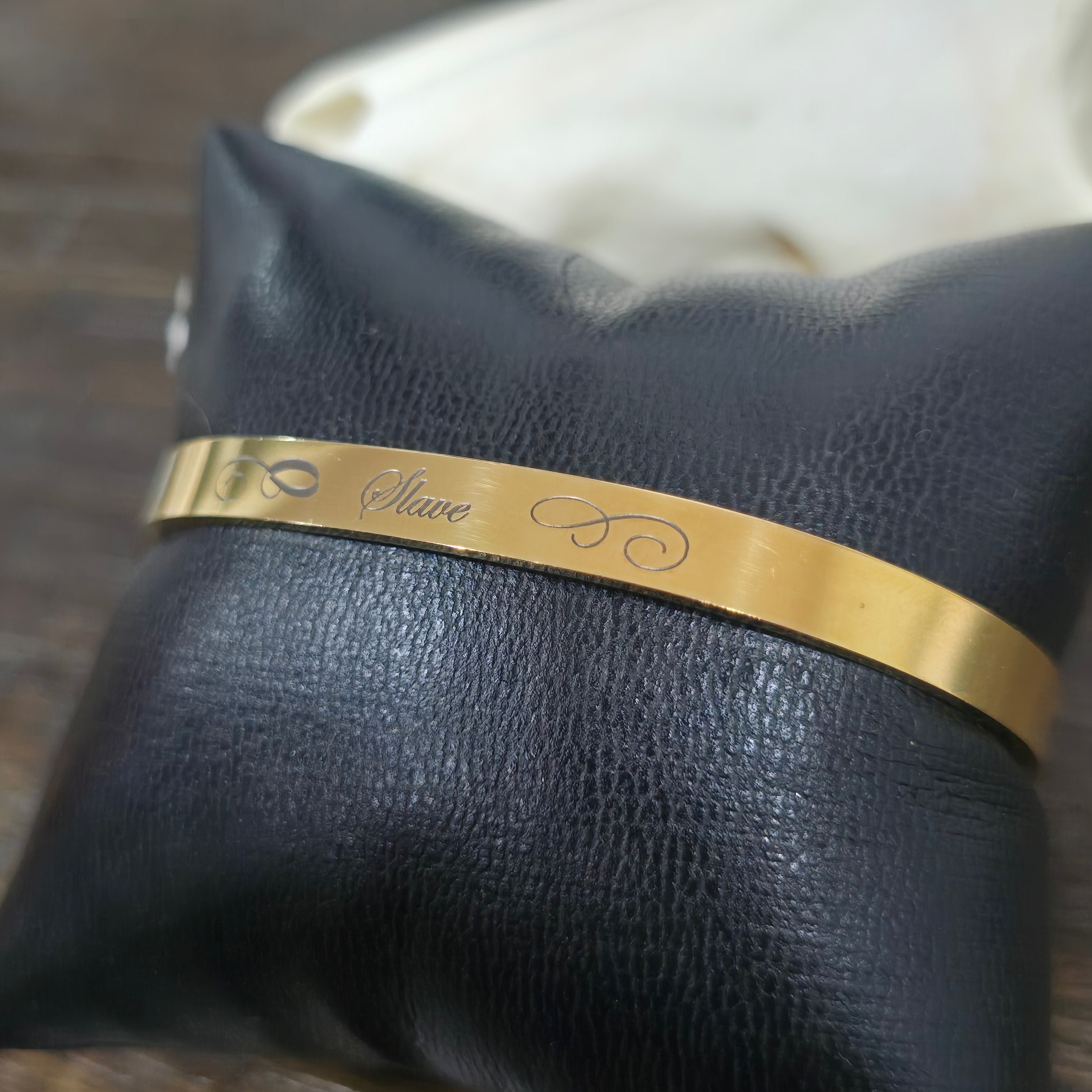 Wrist Cuff - Slave