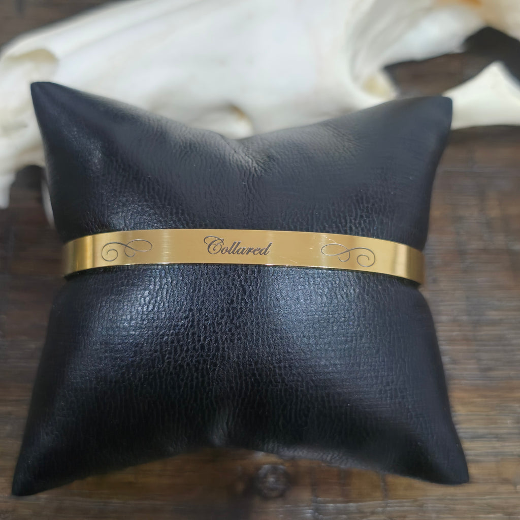 Wrist Cuff - Collared