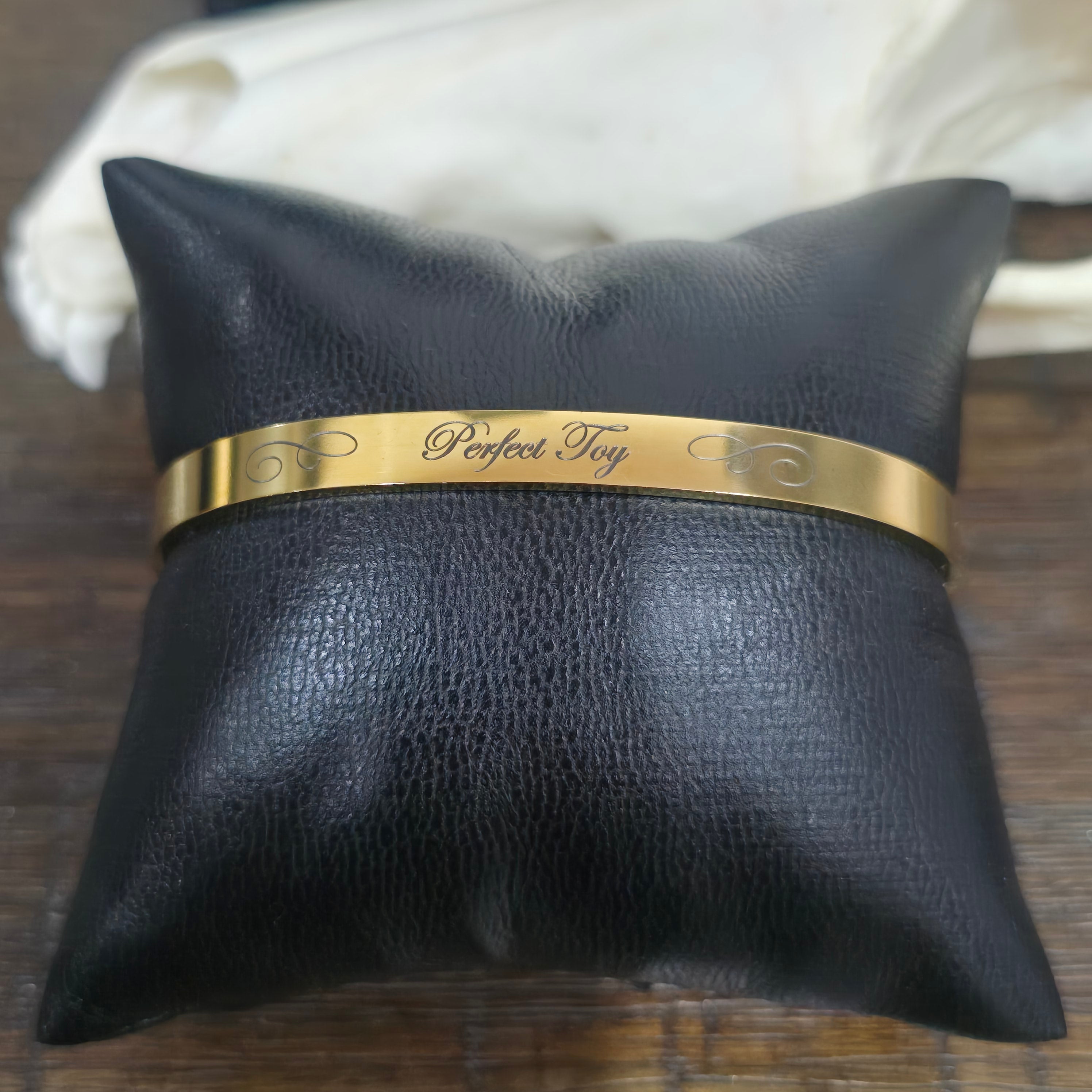 Wrist Cuff - Perfect Toy