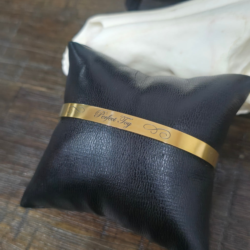 Wrist Cuff - Perfect Toy
