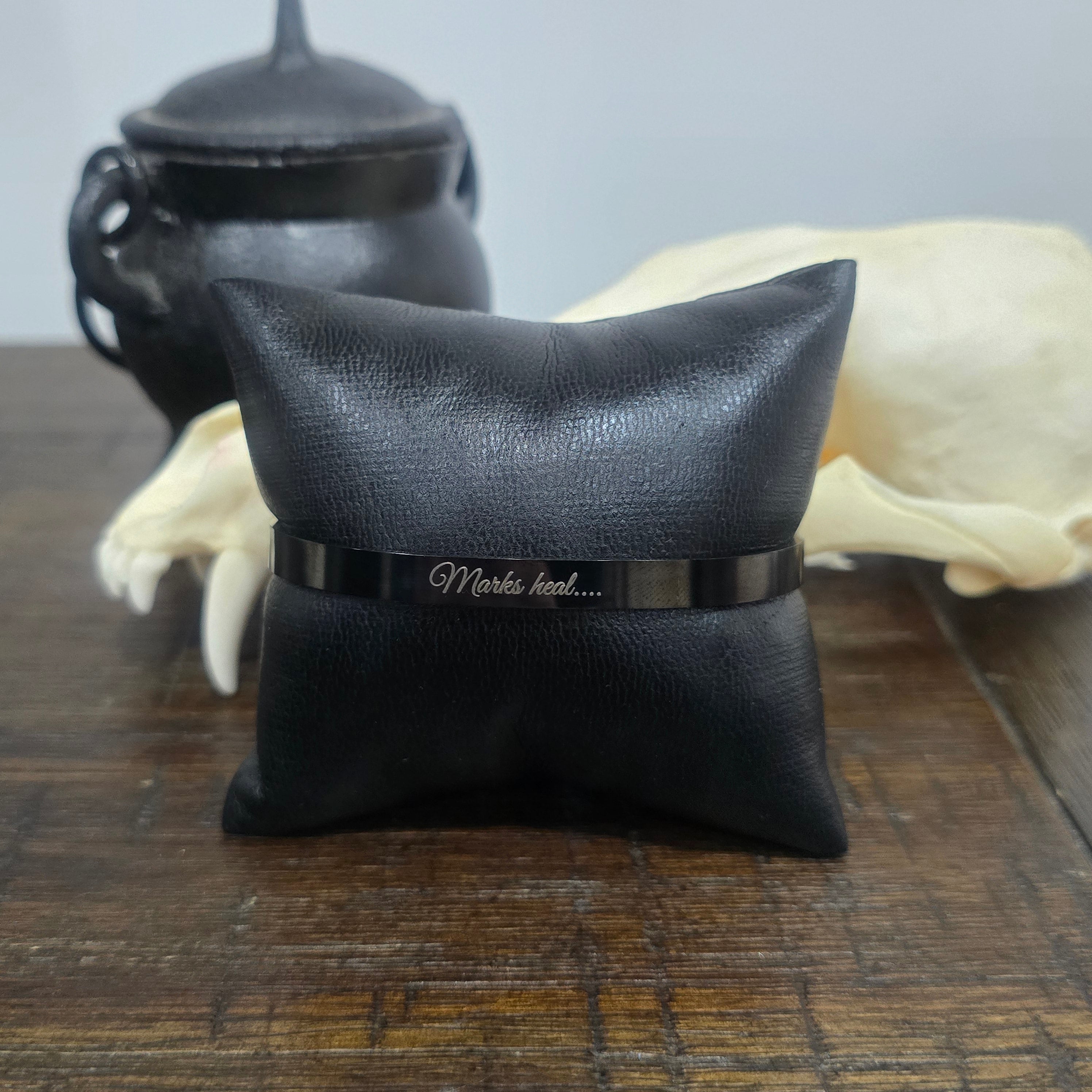Wrist Cuff - Marks Heal...