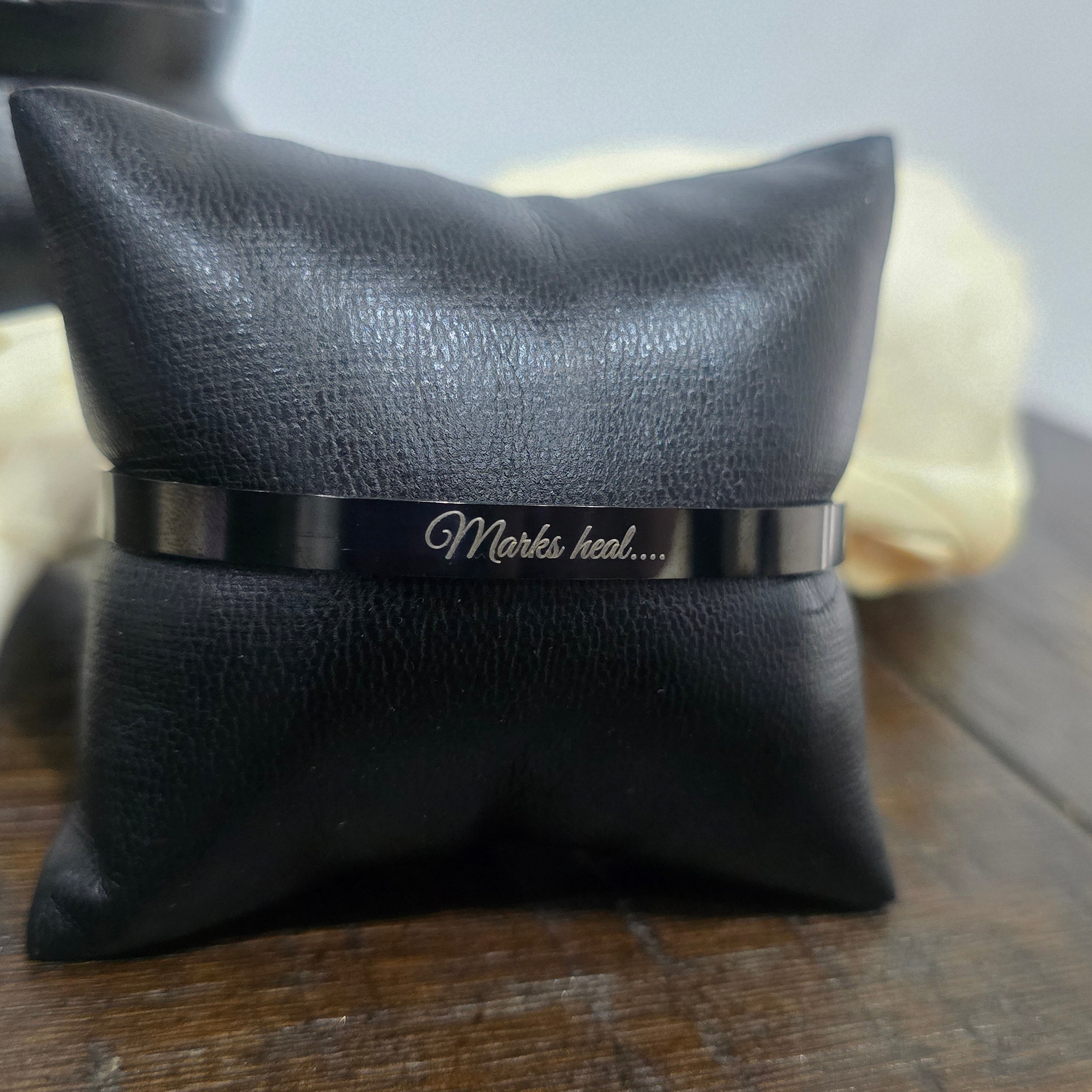 Wrist Cuff - Marks Heal...