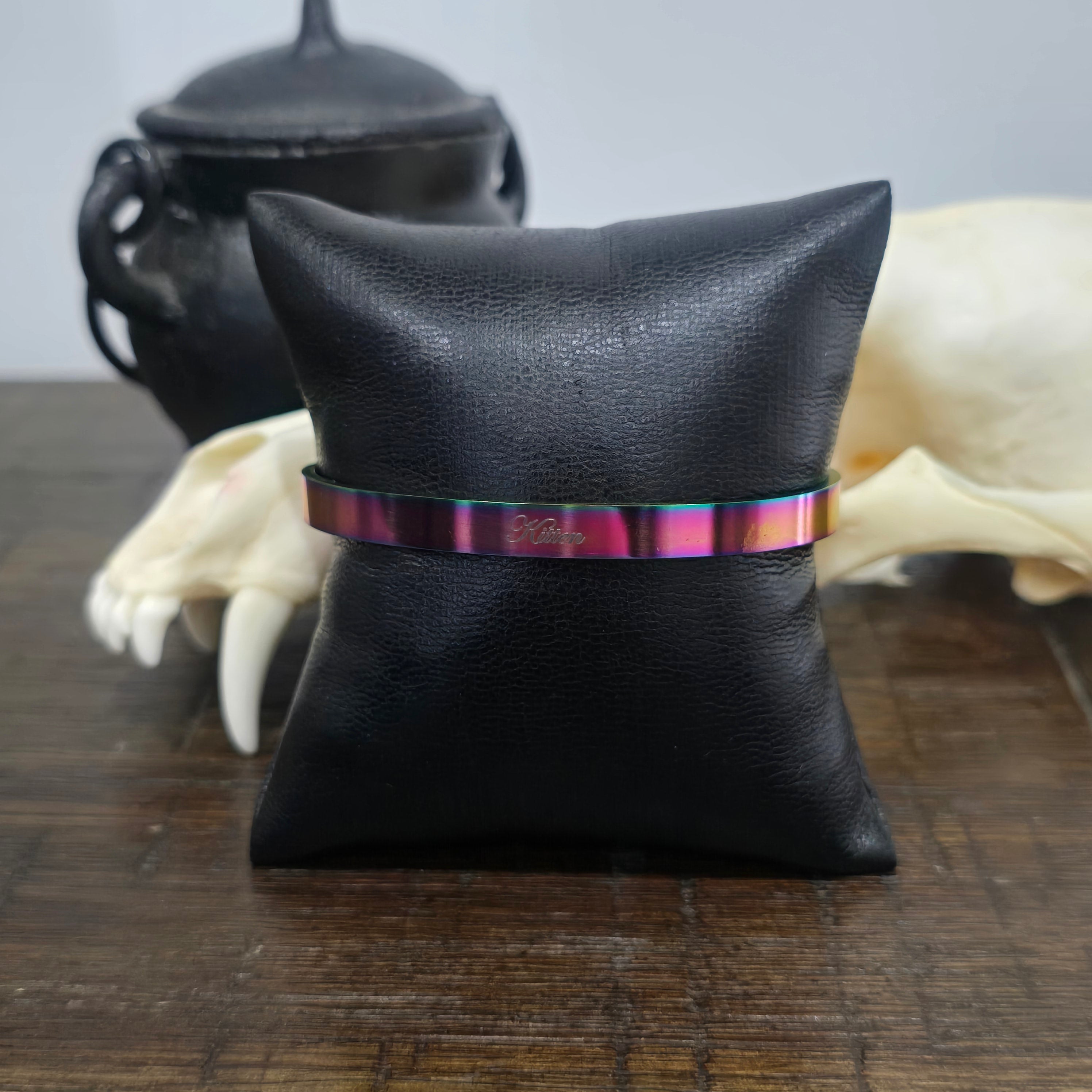 Wrist Cuff - Kitten